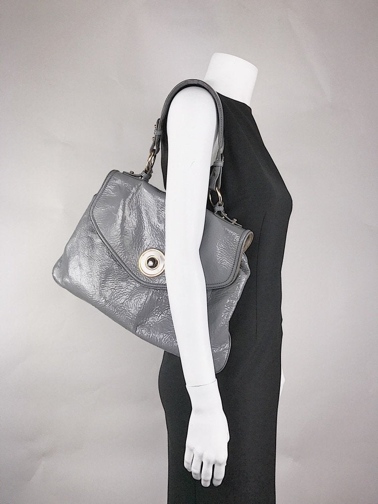 Badgley Mischka Grey Patent Leather Top Handle Envelope Bag With Detachable Strap