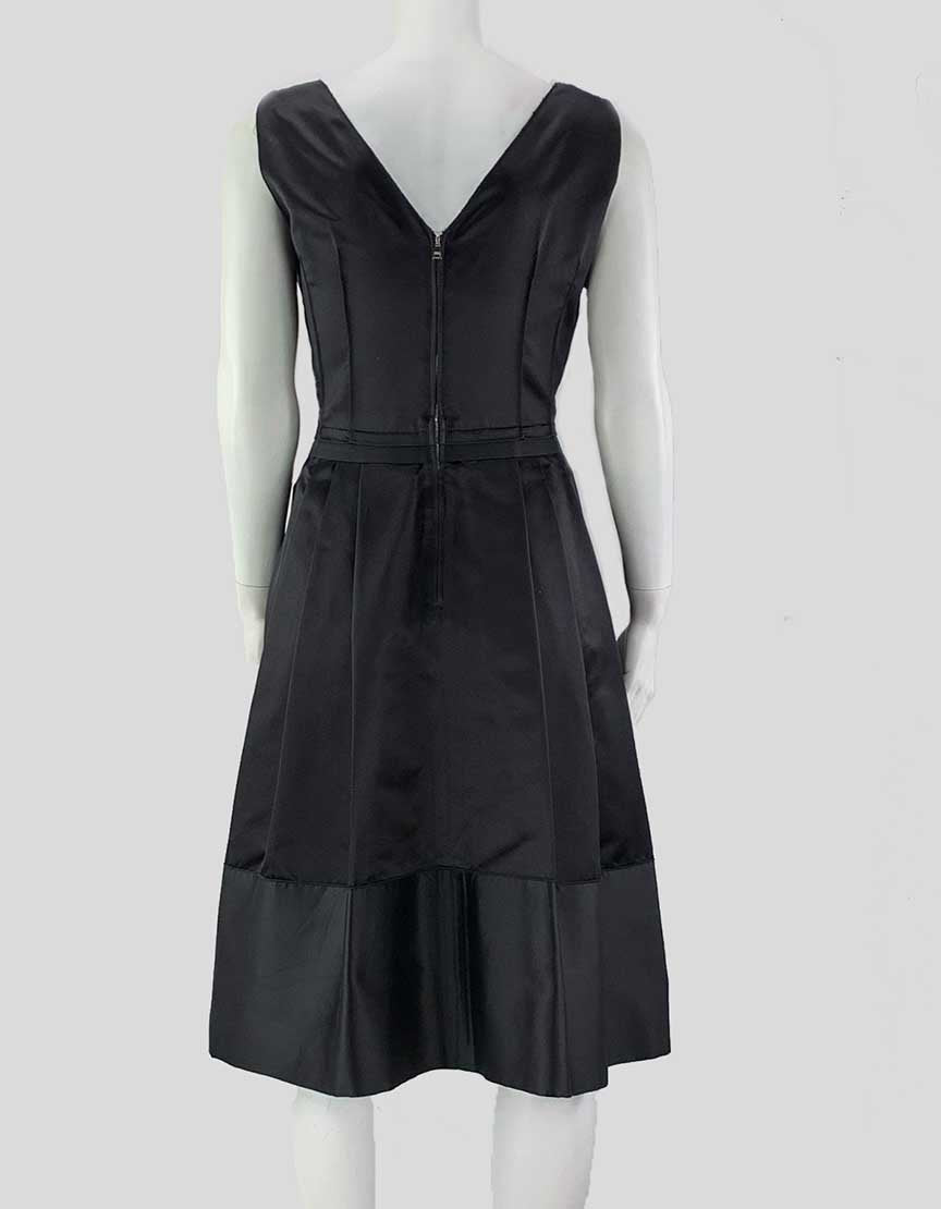Dolce & Gabbana Sleeveless Silk Evening Dress - 44 IT |  8 US