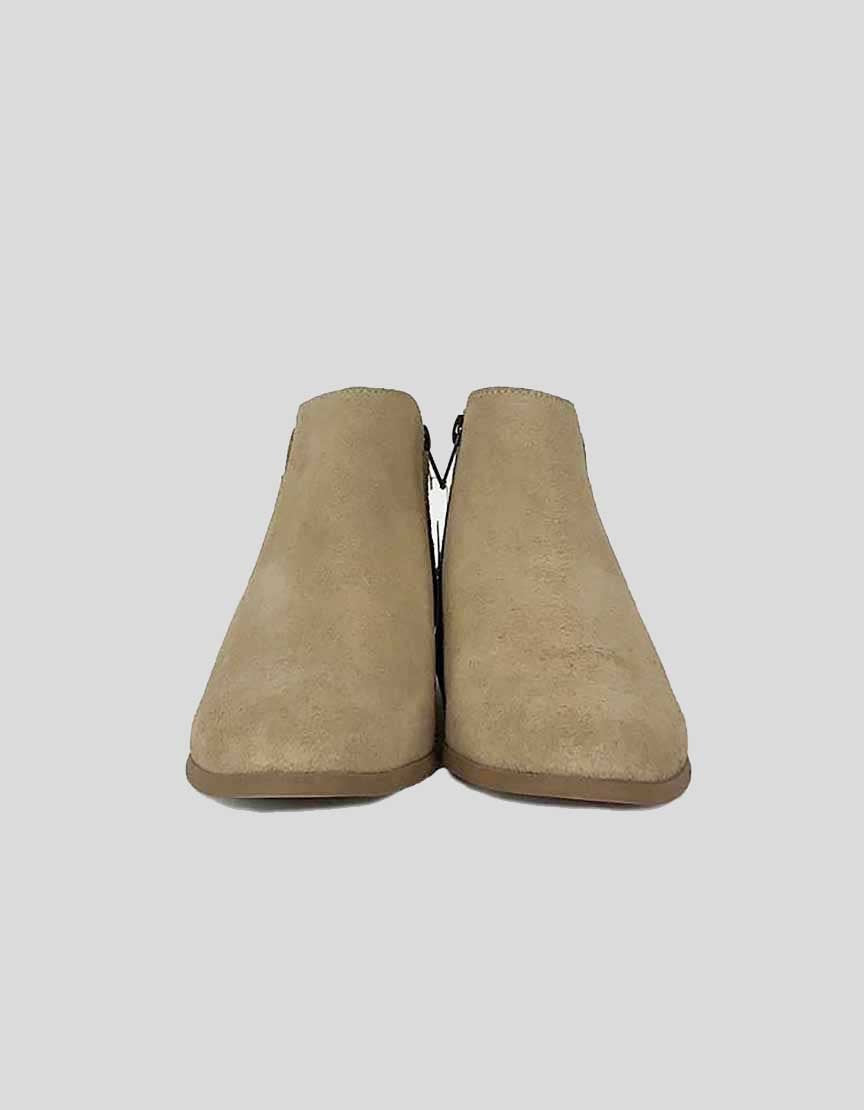 M Moustache Emmanuelle Flat Ankle Bootie In Tan Suede - 36 IT | 6 US