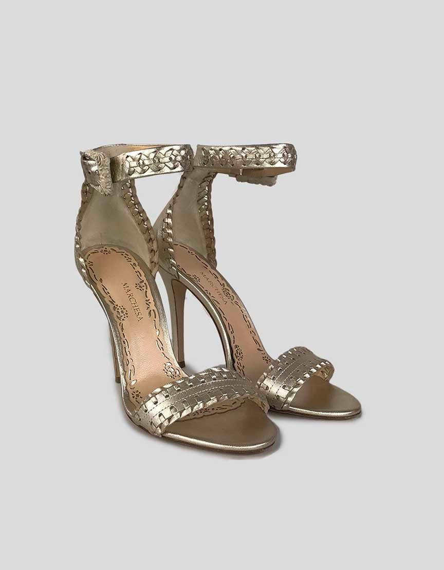 MARCHESA Sierra Gold Tone Sandals - 37 IT | 7 US