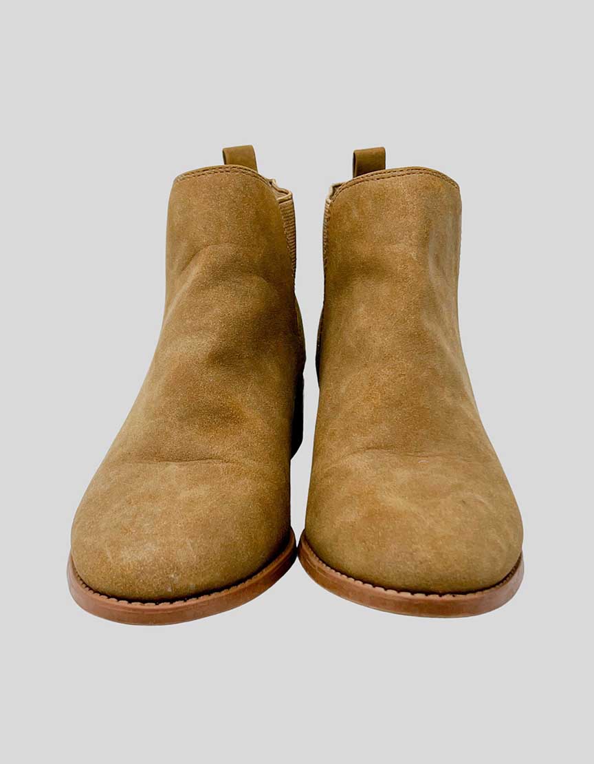 ALDO Chelsea boot in genuine suede - 6 US