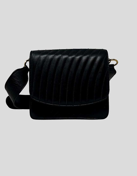 & Other Stories front flap leather shoulder and crossbody bag with gold-tone hardware. Black leather detail on front flap.