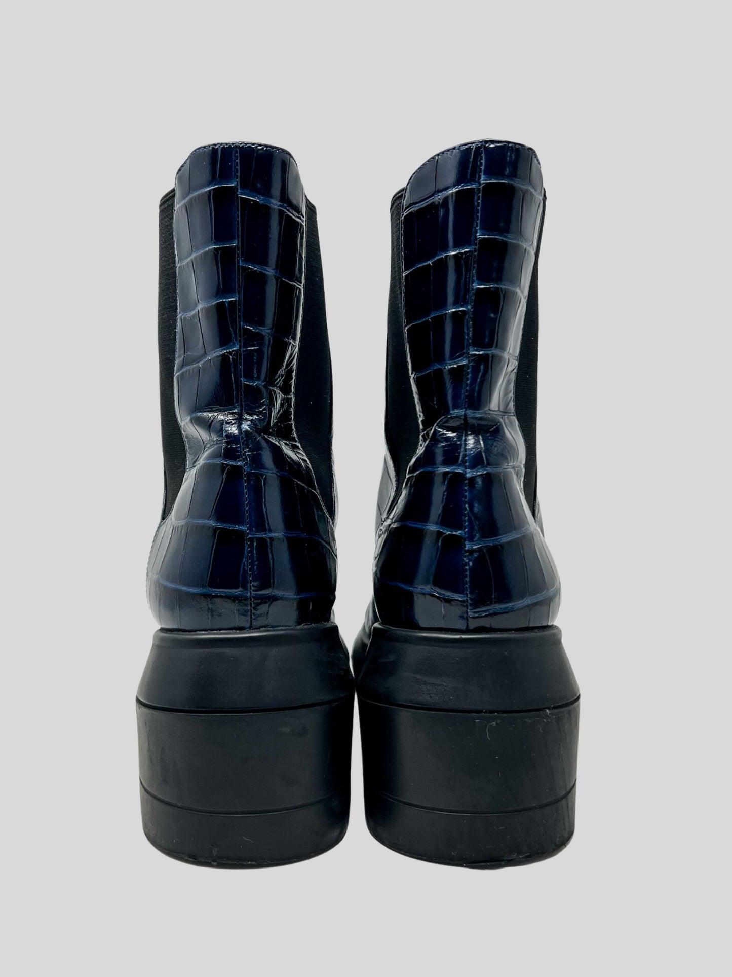STUART WEITZMAN Chelsea Boots - 11 US