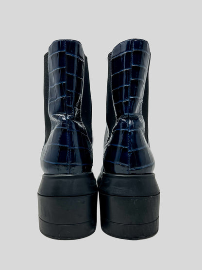 STUART WEITZMAN Chelsea Boots - 11 US