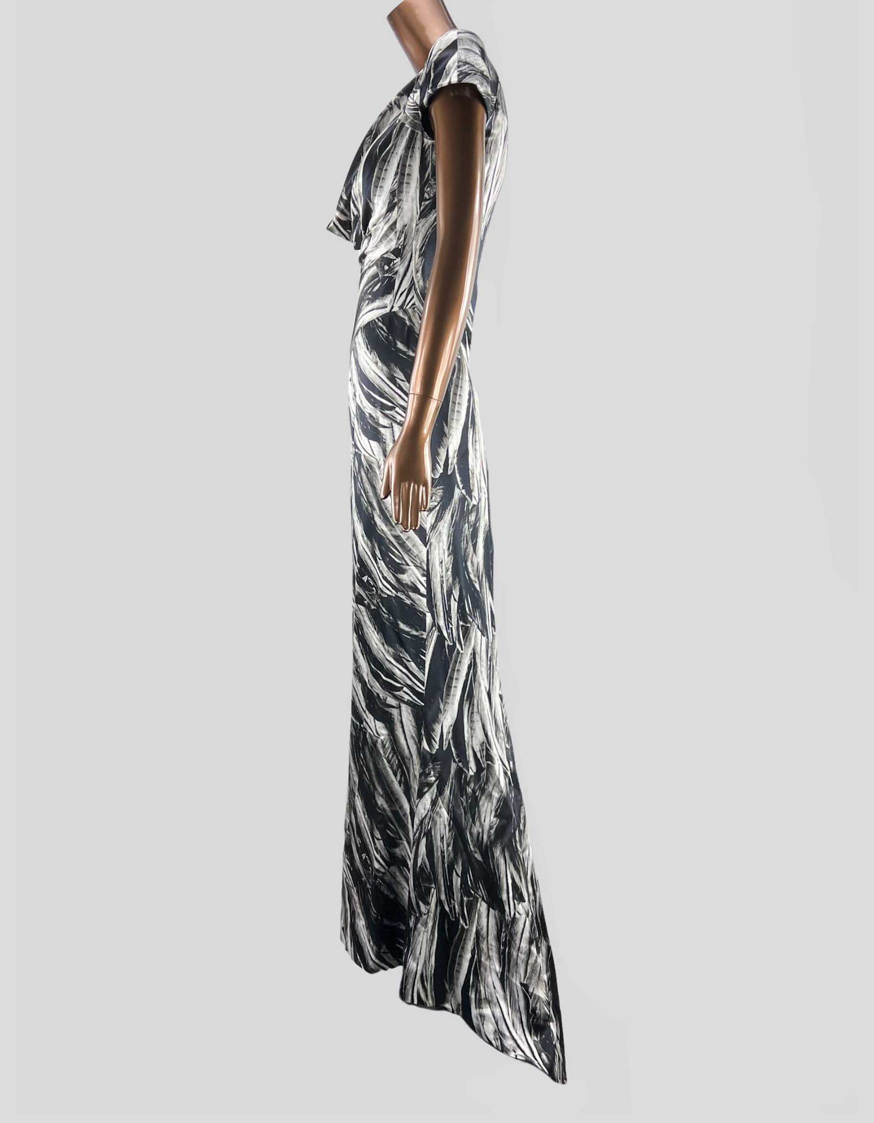 ALEXANDER MCQUEEN Gown - 40 IT | 4 US LuxAnthropy ALEXANDER MCQUEEN Gown - 40 IT | 4 US LuxAnthropy
