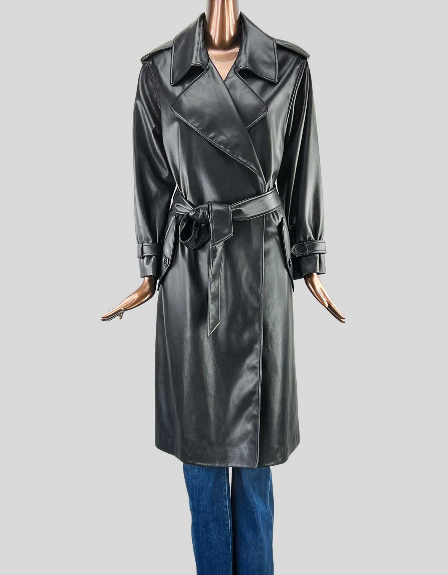 Alice + Olivia Nevada Coat in vegan leather - Medium