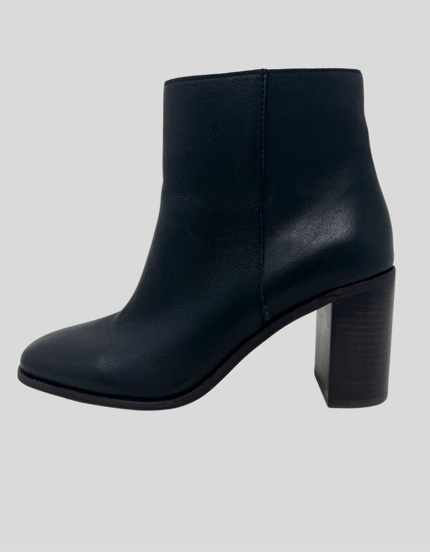 MADEWELL The Essex Ankle Boot - 9 US