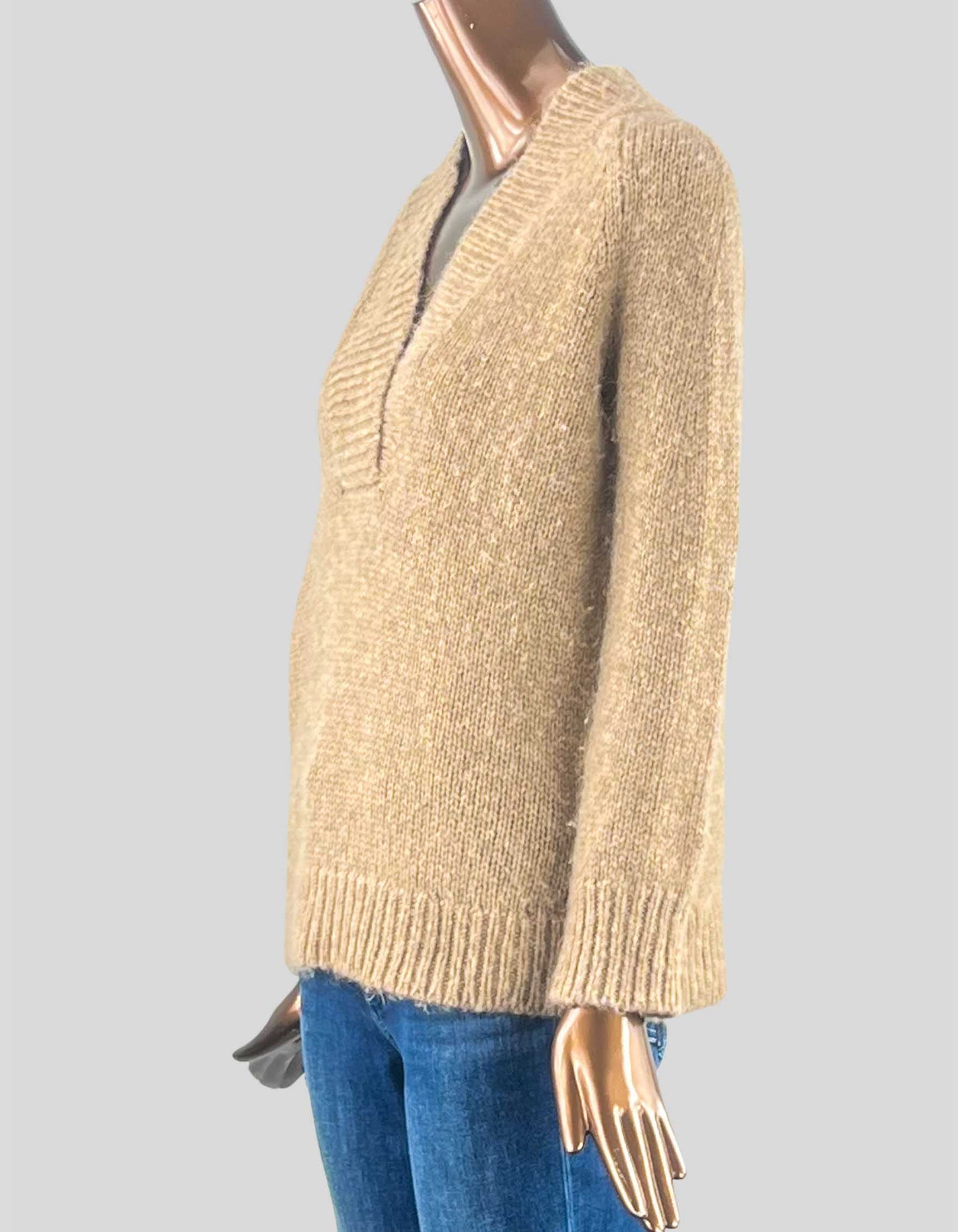 VINCE V-Neck Sweater - Small/Petite