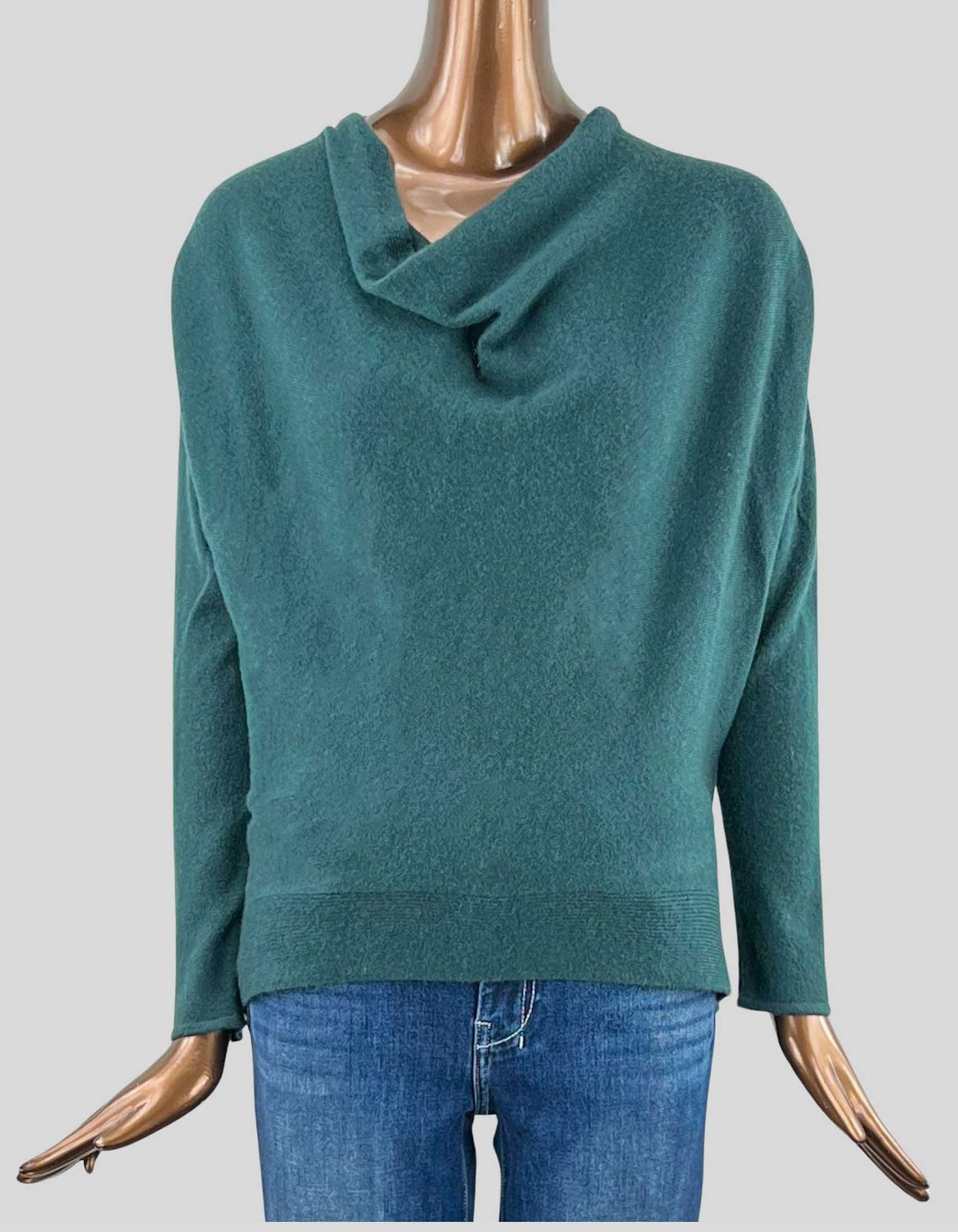 CLUB MONACO Cowl Neck Cashmere Sweater Small/Petite – LuxAnthropy