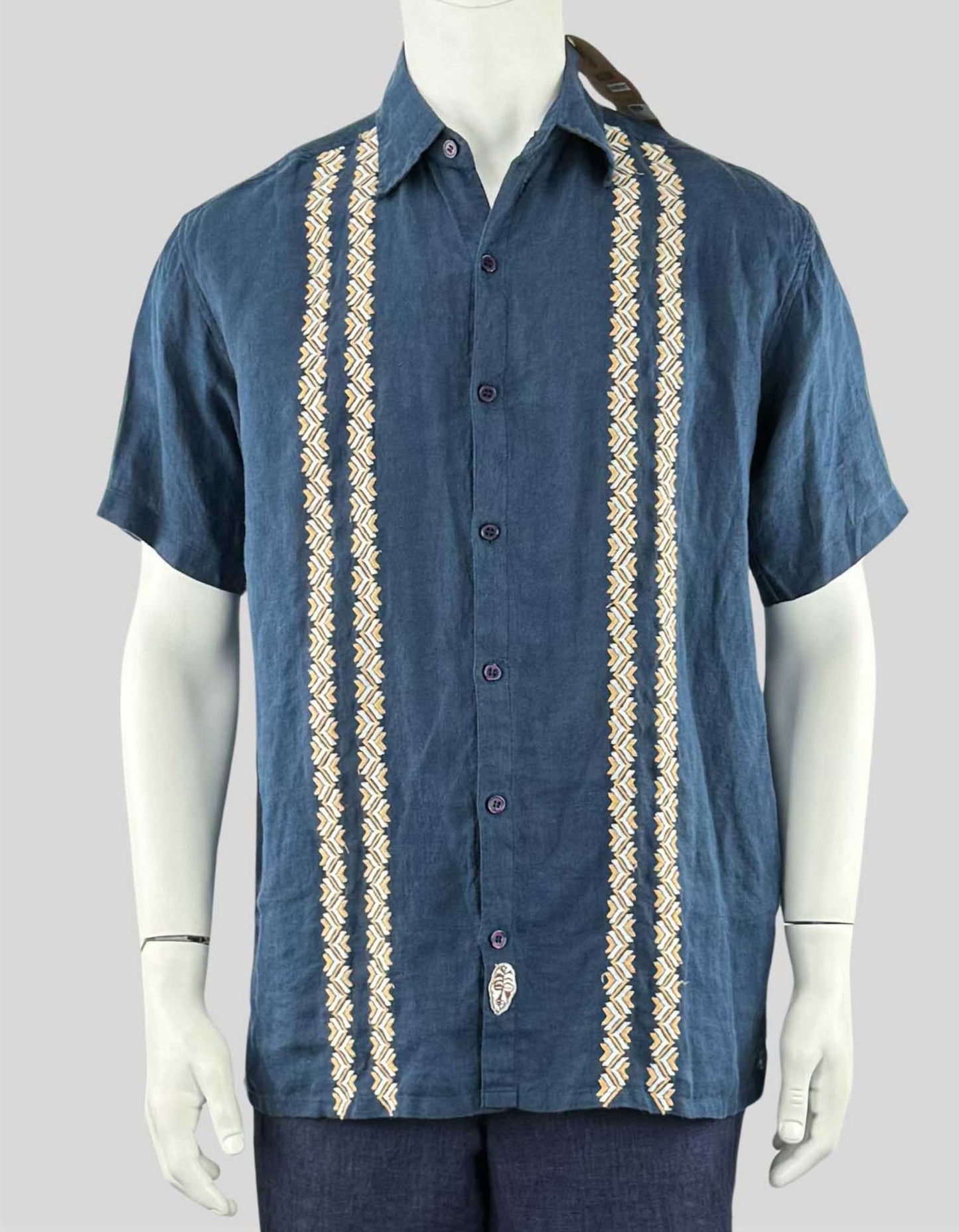  WNW Wayan Button-Up collared shirt with embroidery 