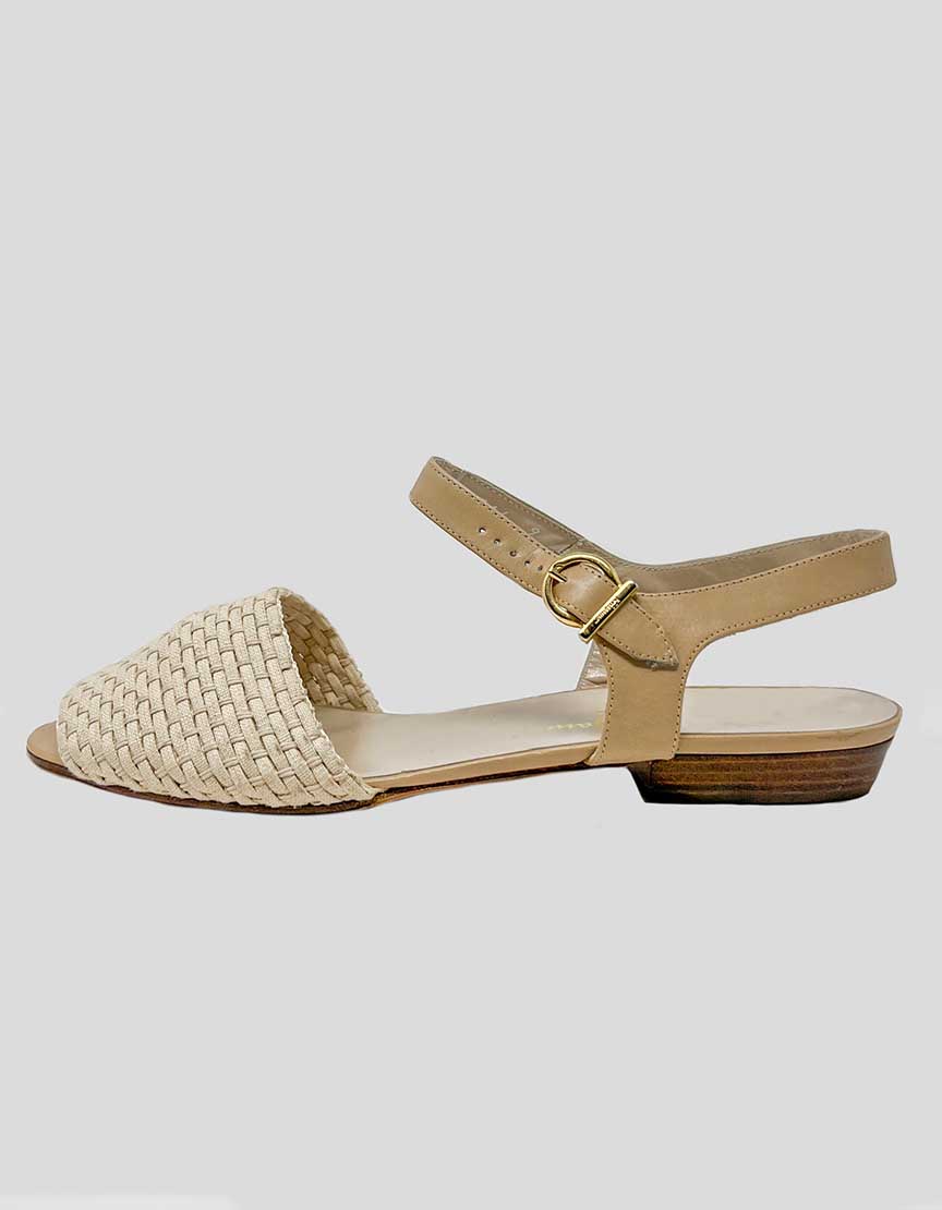 SALVATORE FERRAGAMO Cream Sandals