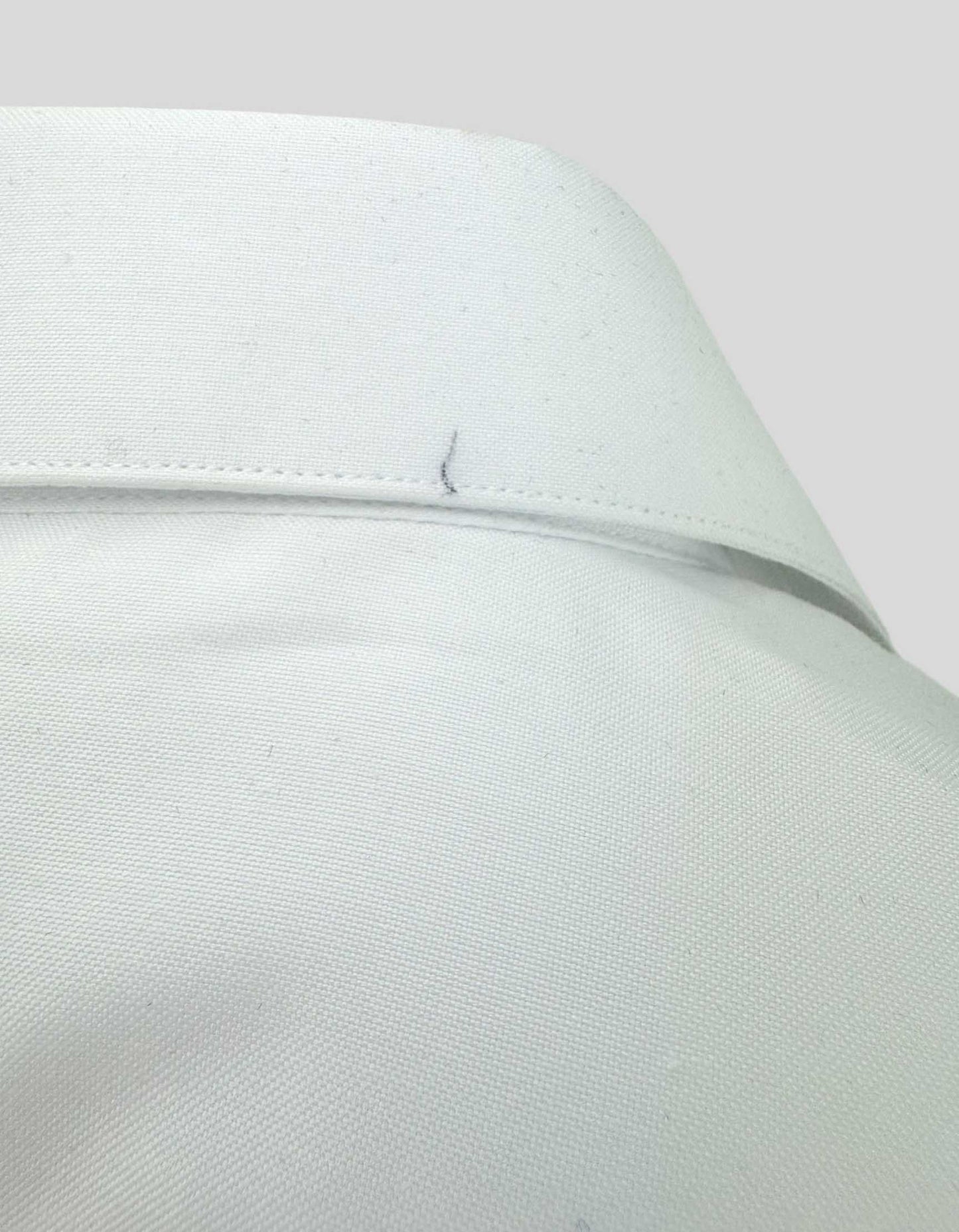 OSCAR Oscar De La Renta White Button Down Shirt w/ Tags - 15 | 3 US
