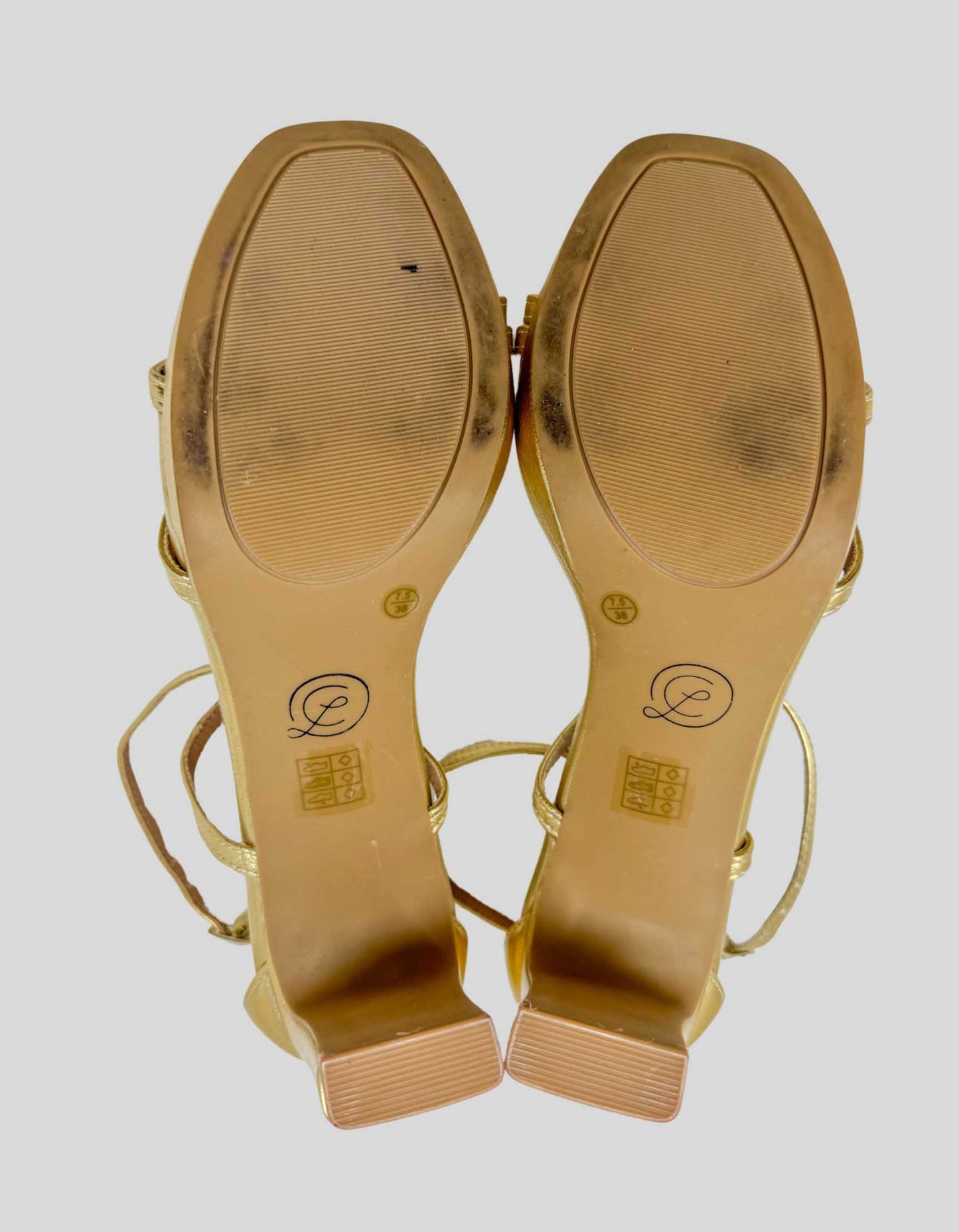 CHINESE LAUNDRY Gold Heels - 7.5 US
