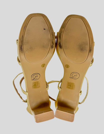 CHINESE LAUNDRY Gold Heels - 7.5 US
