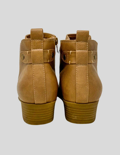 DENVER HAYES Women's Pammie Ankle Boots - 10M US
