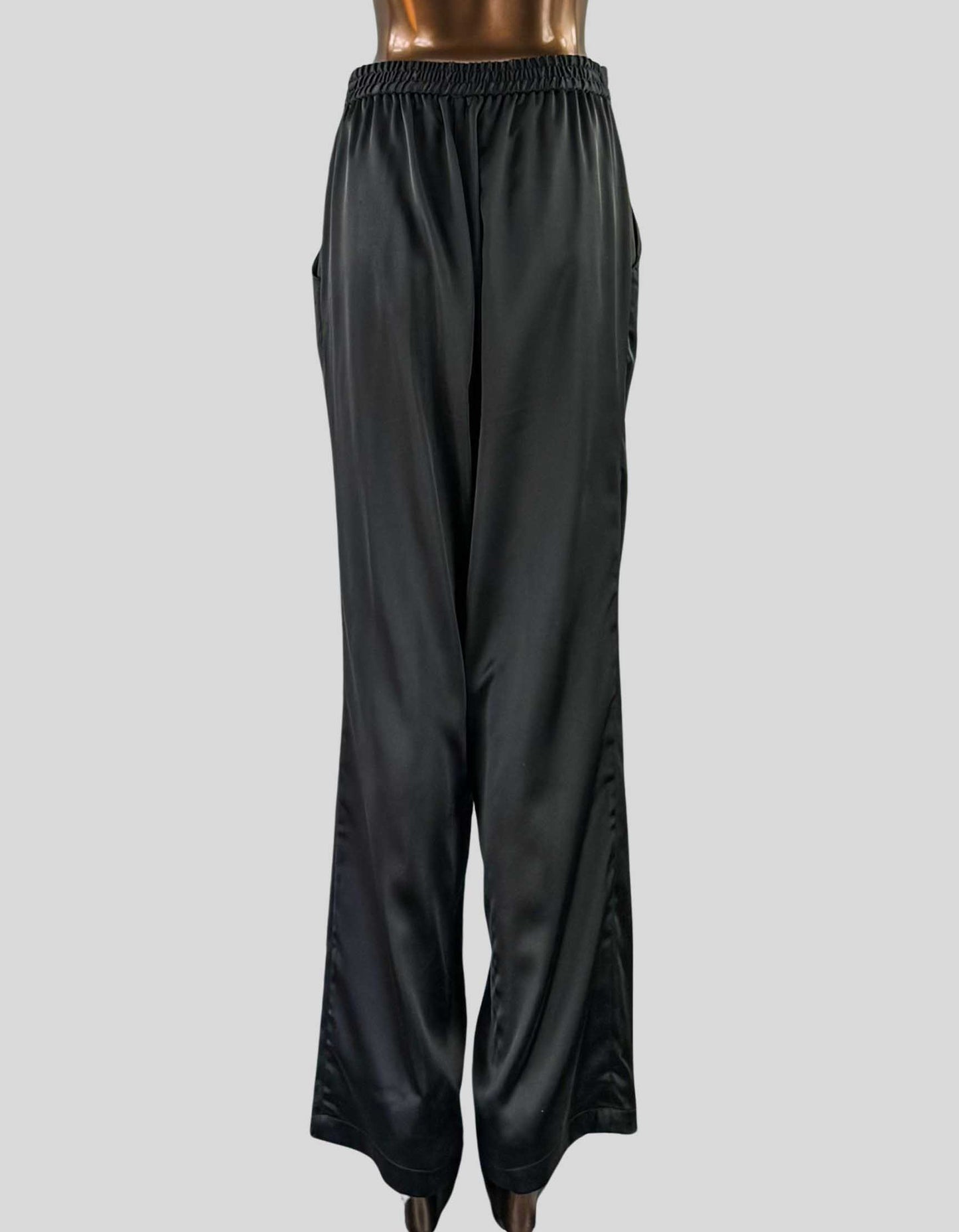 CHLOE KRYSTEN Satin Pants - Medium