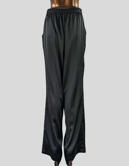 CHLOE KRYSTEN Satin Pants - Medium