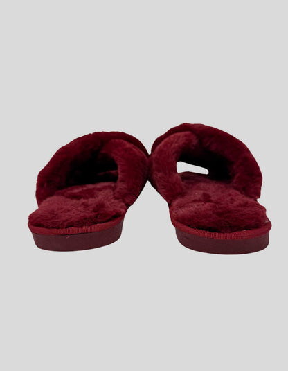 Red Faux Fur Slippers - 8 US