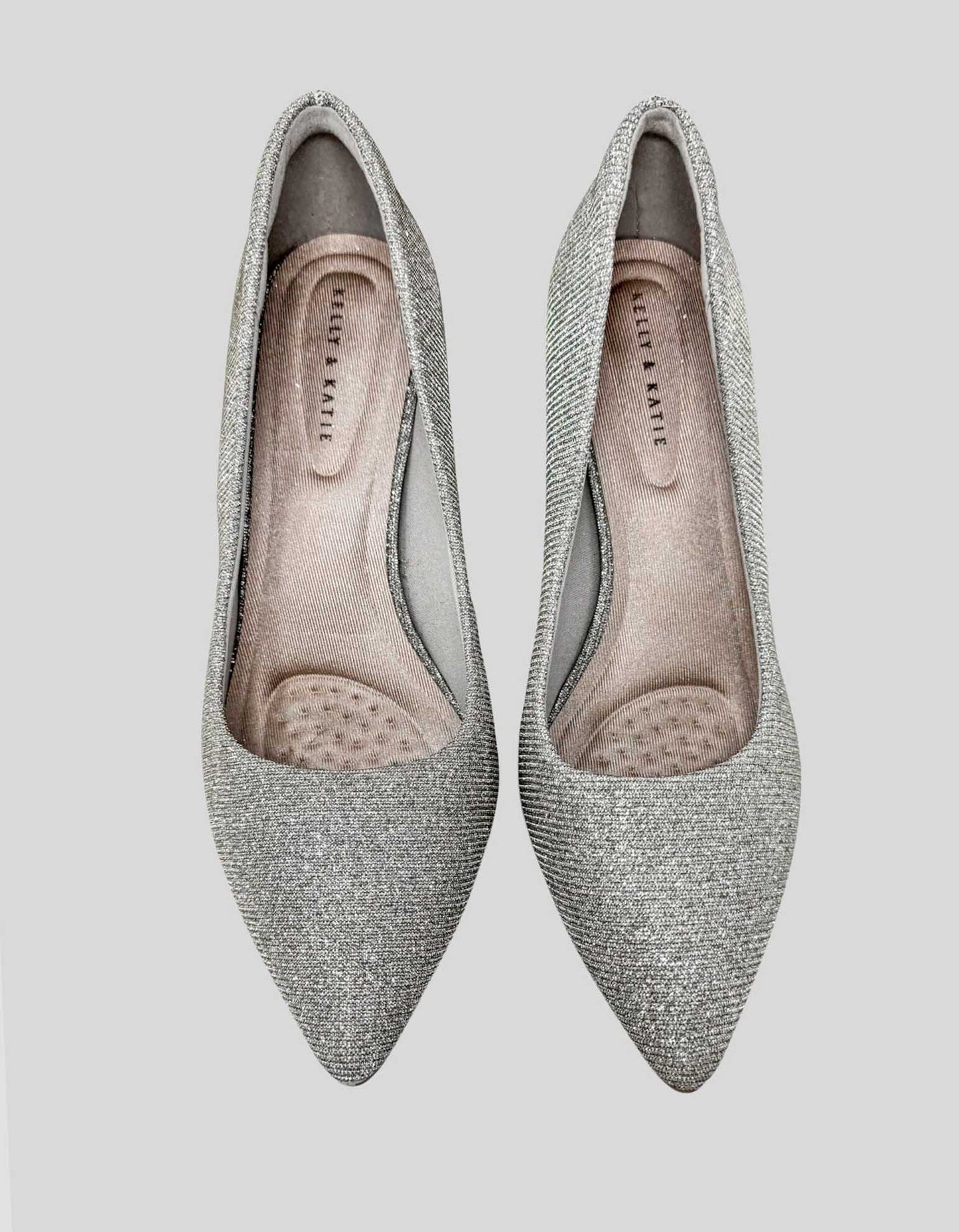 KELLY & KATIE Silver Pumps - 8 US