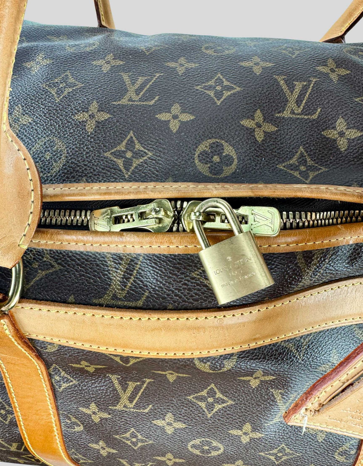 LOUIS VUITTON Monogram Sac Chien Pet Carrier 50