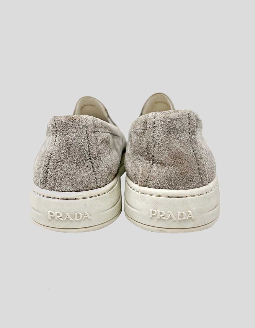 PRADA Sneakers - 37 IT | 7 US
