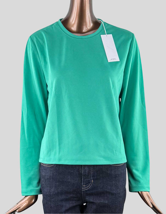  SATURDAYS NYC Steff Fitted Long Sleeve Top. Lightweight and structured breathable wool-blend knit with a slight stretch. Longsleeve. Bound collar. 