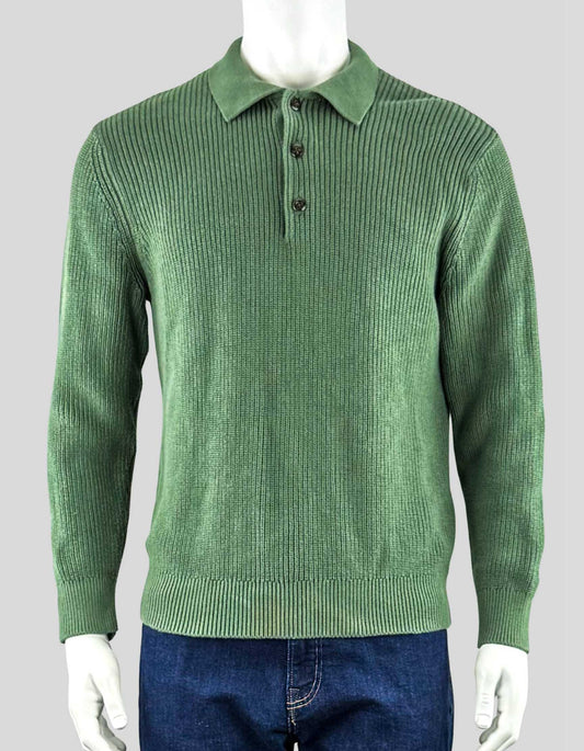  GAP three-button ribbed sweater with fold-down collar in olive green. Long sleeve. Straight cut. 