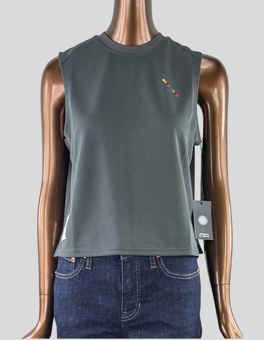 SATURDAYS NYC All Terrain Lightweight Cropped Tank. Crewneck and sleeveless. Self-fabric binding at neck opening and armhole. Rib around neck for extra comfort. Logo at back body and left chest. Reflective printed graphic logo at back neck.