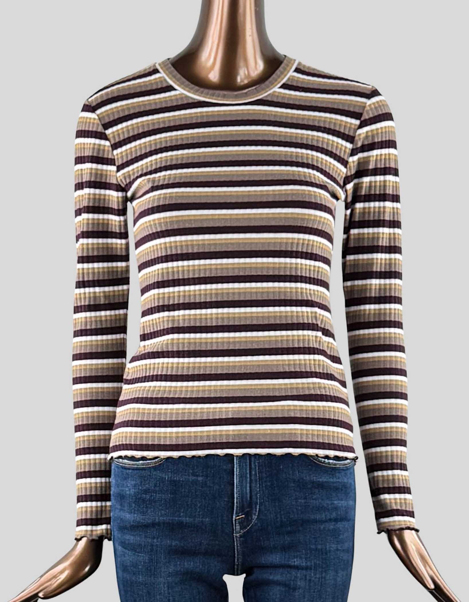 ONLY striped top. Crewneck. Long sleeve. Medium length. 
