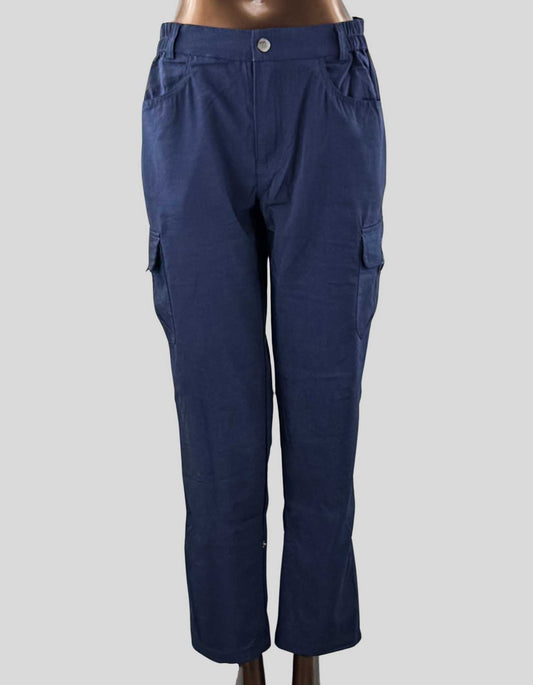 YSENTO cargo hiking pants with lightweight stretch. 6 pocket pants. Side partial elastic waist. Zip fly with hook closure. Roll up ankle.