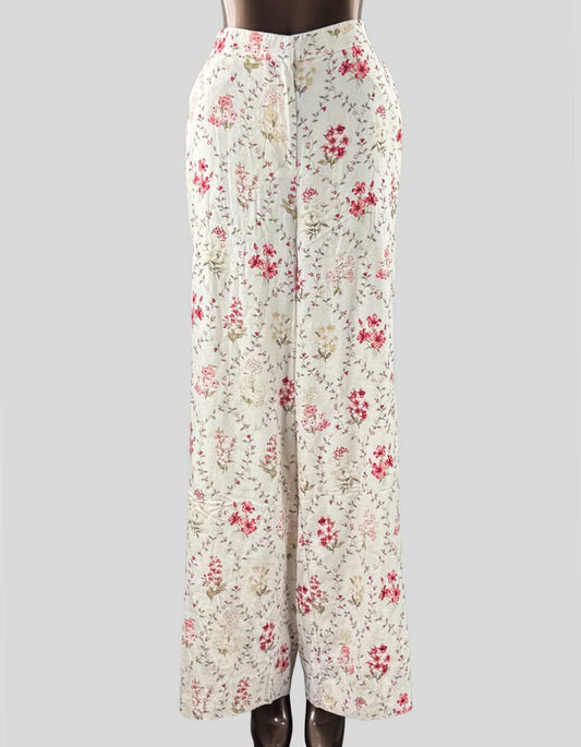 EVER NEW Wide Leg Pants. Relaxed Fit. High-rise waist. Functional front pockets. Back welts. Zip front hook fastening. Lined.