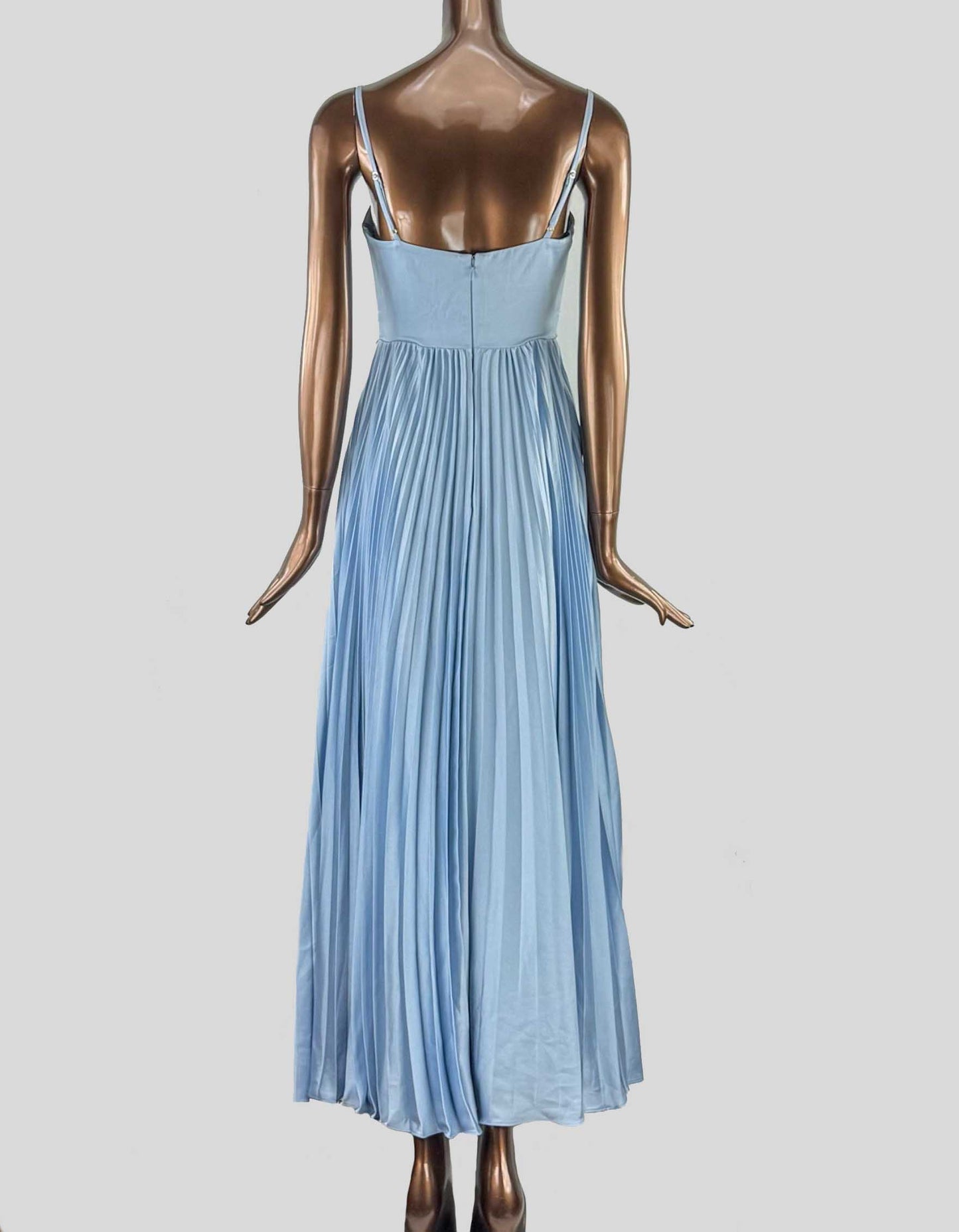 EVER NEW Sleeeveless Pleated Dress - 4 US