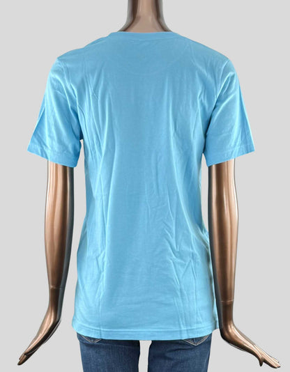 GILDAN 'Ruffled Feathers' T-shirt - Medium