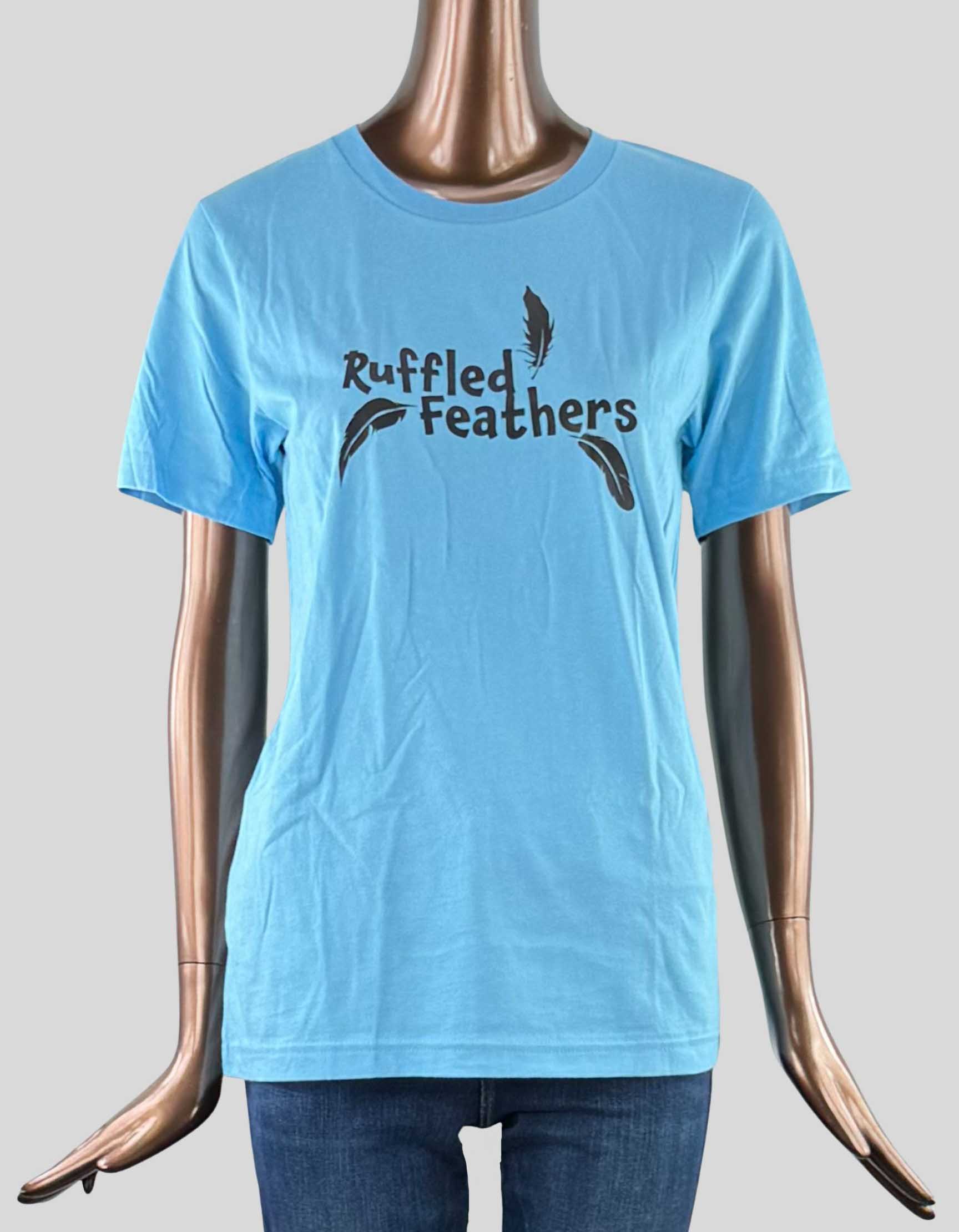 GILDAN 'Ruffled Feathers' T-shirt in blue. Crewneck. Short sleeve.