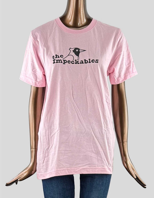 GILDAN 'The Impeckables' T-shirt in pink. Crewneck. Short sleeve.