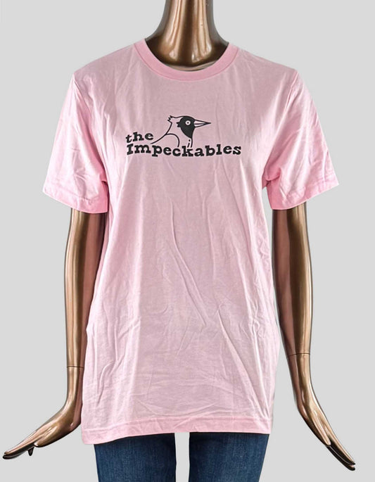 GILDAN 'The Impeckables' T-shirt in pink. Crewneck. Short sleeve.