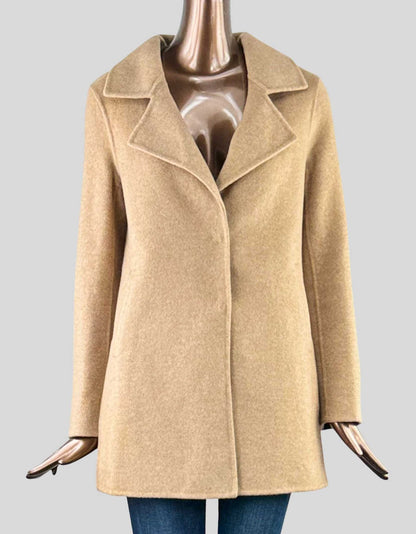  BELLE & BLOOM Ex-Boyfriend Wool Blend Oversized Jacket. Relaxed silhouette. Double-brushed wool, no lining. Oversized fit. Large notch lapels. Side Pockets. 2 hidden snap buttons. 