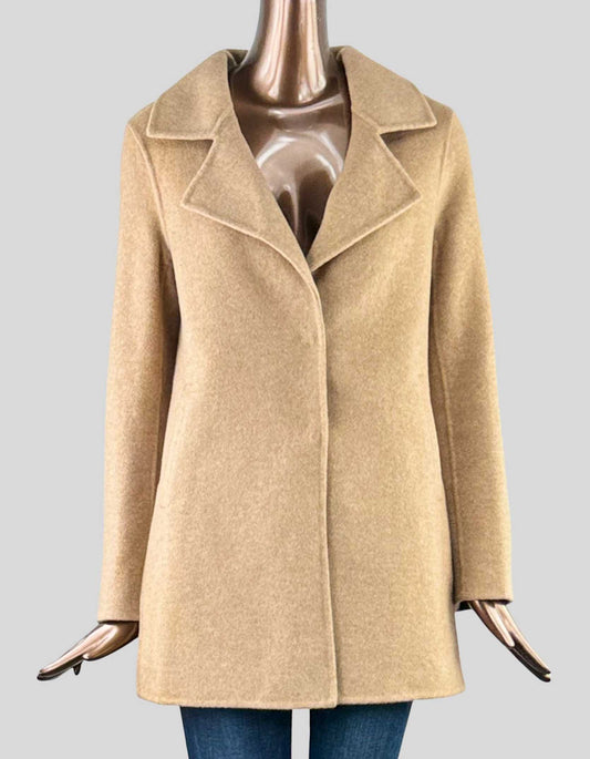  BELLE & BLOOM Ex-Boyfriend Wool Blend Oversized Jacket. Relaxed silhouette. Double-brushed wool, no lining. Oversized fit. Large notch lapels. Side Pockets. 2 hidden snap buttons. 