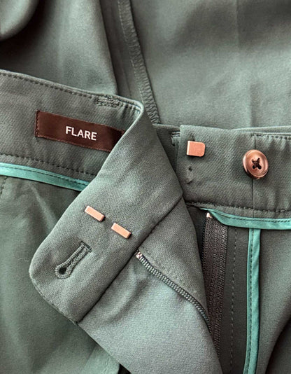 WHITE HOUSE BLACK MARKET Flare Pants - 0 US