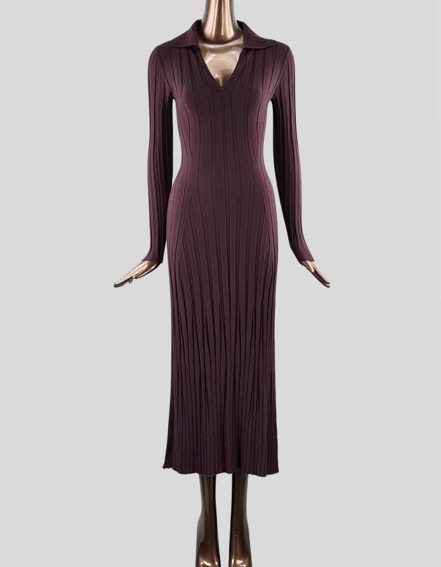 REISS Winnie Rib-Knit Midi-Dress in burgundy. Knit dress with ribbing and stretch for shape. Johnny collar. Long sleeve. Pull over style