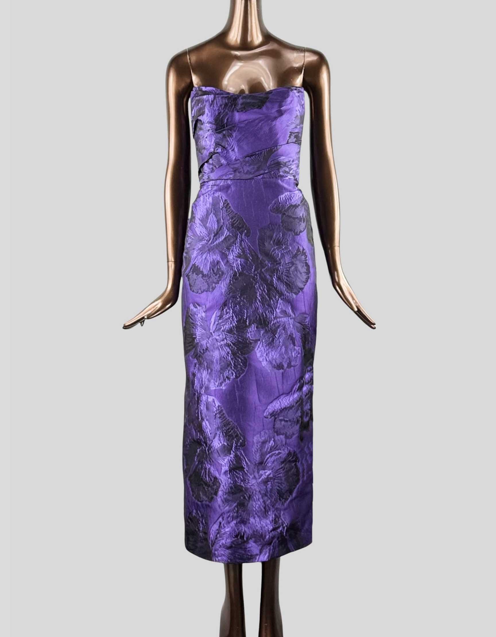 AMSALE Floral Strapless Cocktail Dress with purple on purple floral pattern. Semi-sweetheart neck. Column silhouette. Strapless. Open back. Concealed back zip closure. 