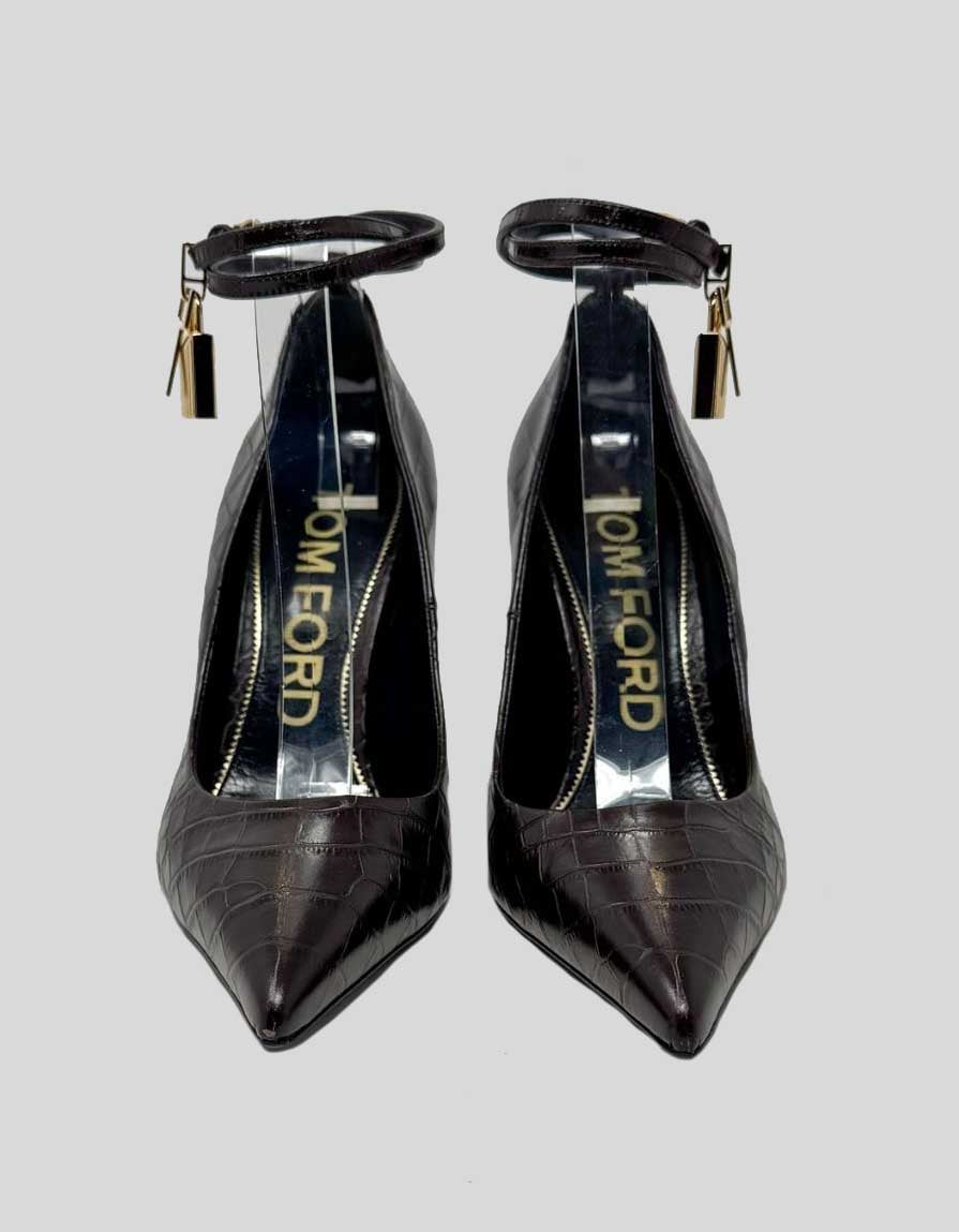 TOM FORD Padlock Ankle Strap Pumps - 40 IT | 10 US