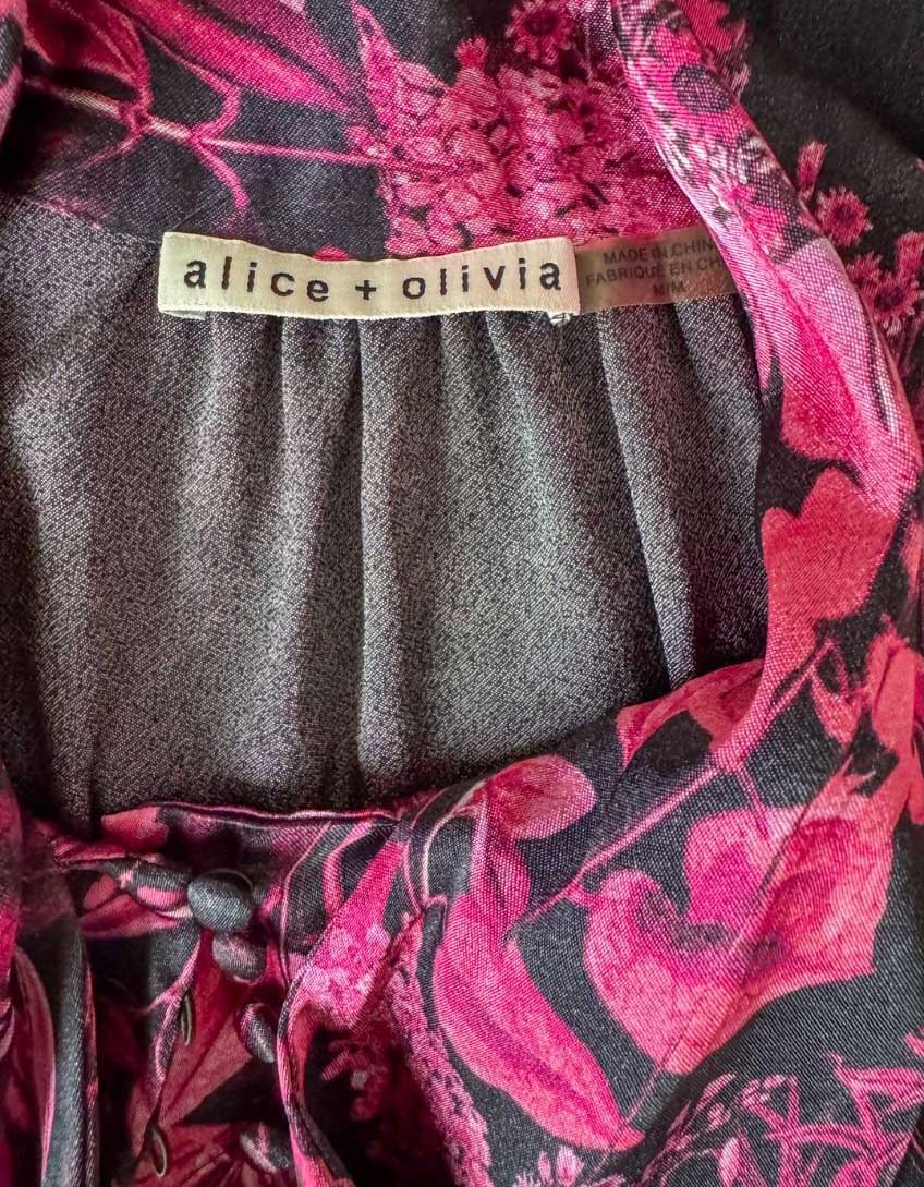 ALICE + OLIVIA Pink Floral Tie-Neck Blouse - Medium