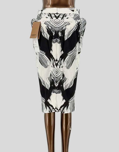 BURBERRY Runway Swan Print Silk Pencil Skirt w/ Tags - 6 US | 8 UK | 40 IT