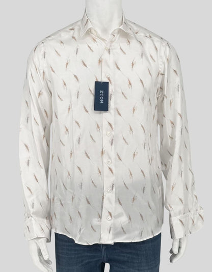 ETON Slim Fit shirt in 100% silk with an elegant wheat stalk print in warm tan and brown tones. Spread collar, button front, barrel cuffs. Lightweight with a beautiful drape and subtle sheen.