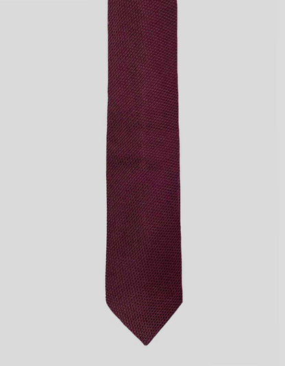 LANVIN Paris silk grenadine tie in rich burgundy with subtle plum undertones The open-weave grenadine construction creates texture and dimension. Versatile burgundy hue. 