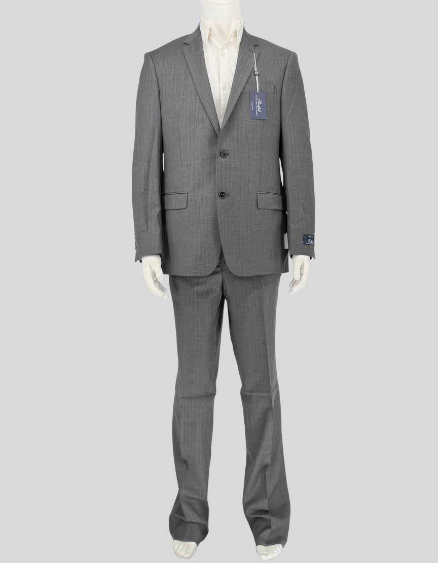 RALPH LAUREN two-piece suit in grey with natural stretch construction. Made from 100% wool, this versatile suit features a 42 Regular jacket with notch lapels, a two-button closure, and flap pockets, paired with flat-front dress pants.